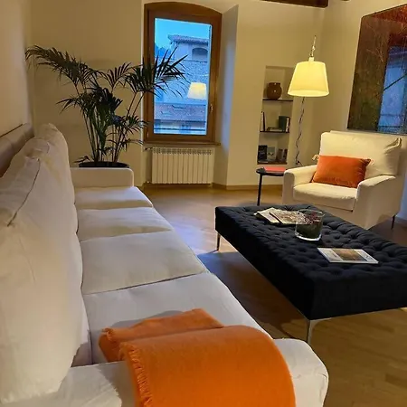 Guest house Tra Le Torri 3*