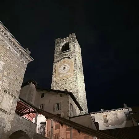 Tra Le Torri Guest house Bergamo