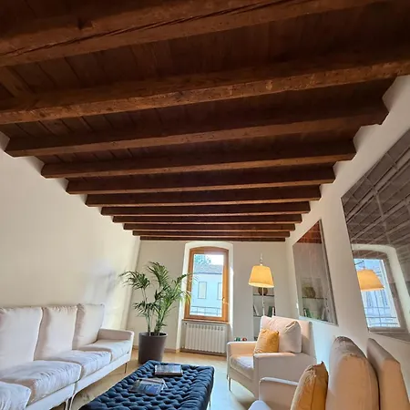 Vendégház Tra Le Torri Bergamo